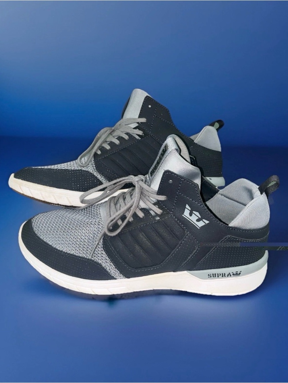 Supra Men's Gray and Light Gray Athletic Sneakers